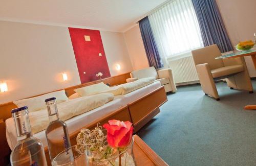 Langenhorn House | Comfortable Kocks Hotel Garni - Family-Friendly Stay Awaits