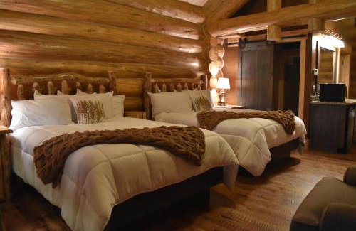 Afton Resort | Top-Rated Kodiak Mountain Resort with Hot Tub & Kitchen