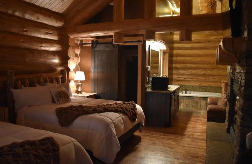 Afton Resort | Top-Rated Kodiak Mountain Resort with Hot Tub & Kitchen