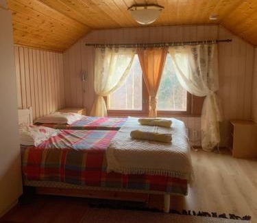 Ahtari House | Welcoming Kodikas Mökki: Family-Friendly Retreat Awaits
