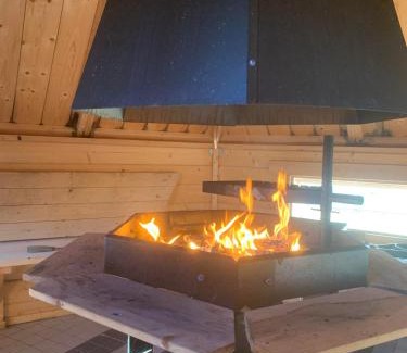 Ahtari House | Welcoming Kodikas Mökki: Family-Friendly Retreat Awaits