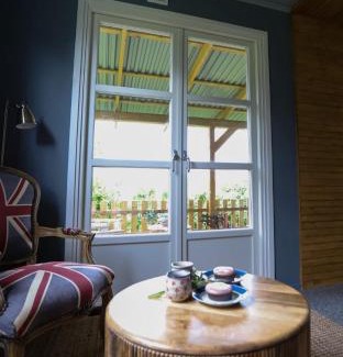 Grillby House | Top-Rated Koekies Rum och Fika: Pet-Friendly Retreat