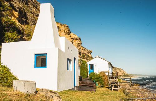 Vermaaklikheid House | Oceanfront Koensrust Beach Shack with Private Beach Access