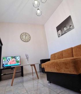 Tychero Apartment | Family-Friendly Kofinaki Apartment 2 with Top Guest Rating