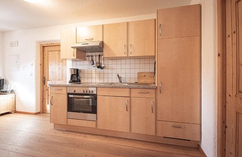 Campo Tures Apartment | Pet-Friendly Retreat at Kofler zw den Wänden Apt Alpenrose