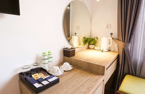 Kaoh Sdach Apartment | Relax at Koh Apikjun Resort with Ocean Views & Pool Access