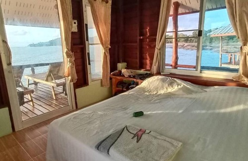 Ranong Hotel | Family-Friendly Koh Chang Resort Ranong with Delicious Dining