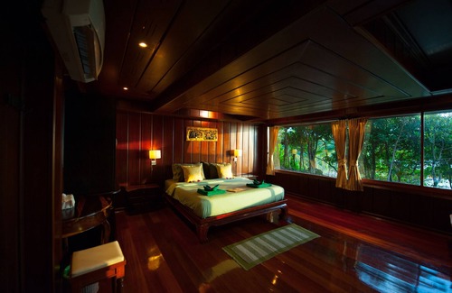 Ko Kood Resort | Relaxing Koh Kood Beach Resort with Pool and Family Amenities