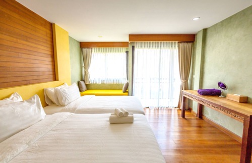 Ko Kood Hotel | Discover Koh Kood Paradise Beach with Pool and Dining Options