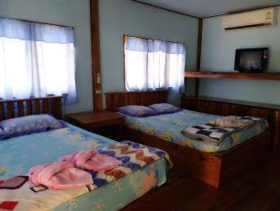 Ko Mak Resort | Cozy Koh Mak Green View Resort with Oceanfront Dining