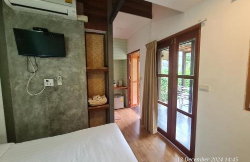 Ko Mak Villa | Discover Koh Mak Living: Guest Rated 9.2/10 Excellence