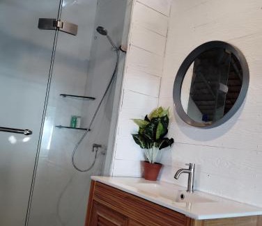 Ko Phaluai House | Beachfront Bliss at Koh Phaluai Cottage - Guest Rated 8.7/10