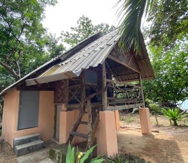 Nuea Khlong Hotel | Discover Koh Phu Valley: Family-Friendly Retreat Awaits