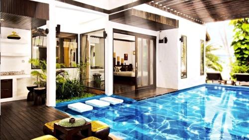 Koh Tao Resort | Oceanfront Koh Tao Cabana: Pool, Dining & Family Fun