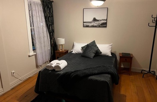 Kohatu Bed & Breakfast | Discover Kohatu Flat Rock Café: Family-Friendly B&B Getaway