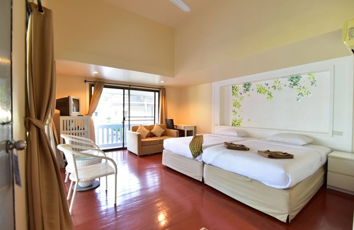 Ko Ngai Resort | Relax at Kohhai Fantasy Resort & Spa with Pool and Spa