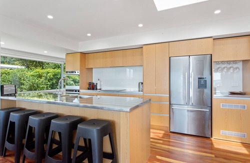 Bay of Plenty Region House | Ohope Beachfront Holiday Home - Guest Rated 10/10