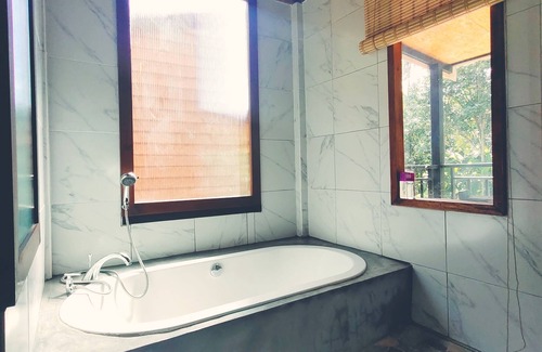 Ko Mook Hotel | Unforgettable Stay at Kohmook Nurse House - 10/10 Rated!