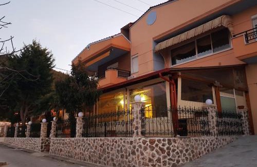 Skala Rachoniou Apartment | Unforgettable Oceanfront Kohyli Apartments - Rated 9.7/10