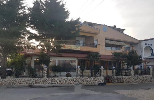 Skala Rachoniou Apartment | Unforgettable Oceanfront Kohyli Apartments - Rated 9.7/10
