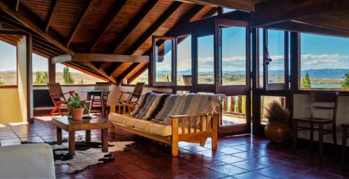Macrozona Bahia Redonda y Primeros Faldeos Hotel | Inviting Koi Aiken: Family-Friendly with Breakfast & Hot Tub