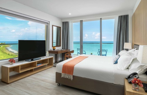 Frigate Bay Resort | Discover Koi Resort Saint Kitts: Pool, Spa & Family-Friendly