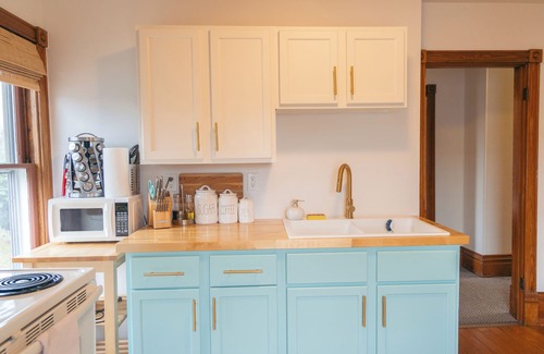 Houghton House | Experience Koivu Koti: Lakeside Retreat Near Trails & MTU
