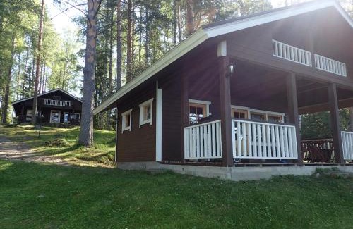 Mikkeli Ski Chalet | Unforgettable Koivurannan Lomamökit Mänty with Oceanfront Views
