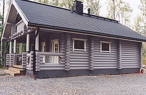 Hankasalmi House | Experience Koivuranta: Scenic Lake Views & Spa Delights