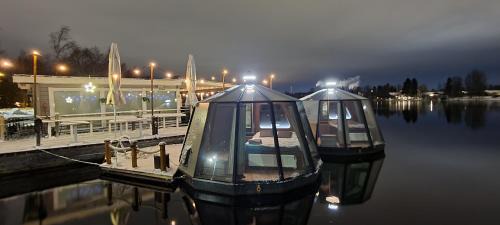 Oulu Boat Rental | Unique Koivuranta Igloos with Ocean Views & Hot Tub