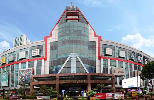 Jakarta House | Top-Rated Kokas Room: Child-Friendly Comfort Awaits