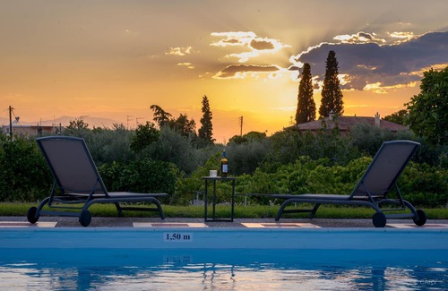 Aegina House | Discover KOKKINO KASTRO: A Historic Gem in Aegina