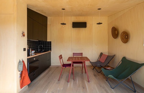 Arette Cabin | Cozy KOKO Tiny House for Two with Spa and Hot Tub