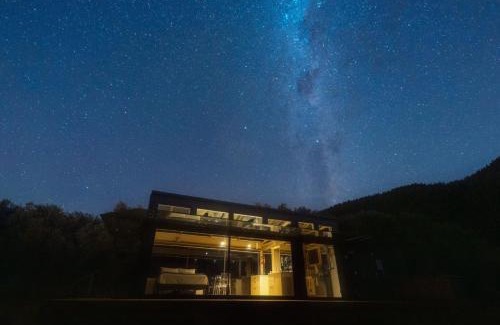 Te Horo Villa | Oceanfront Bliss at Kokomea PurePod - Rated 10/10