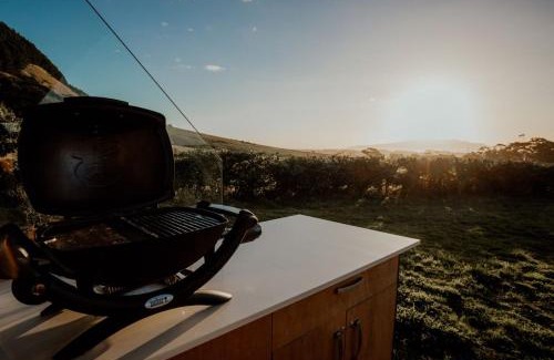 Te Horo Villa | Oceanfront Bliss at Kokomea PurePod - Rated 10/10