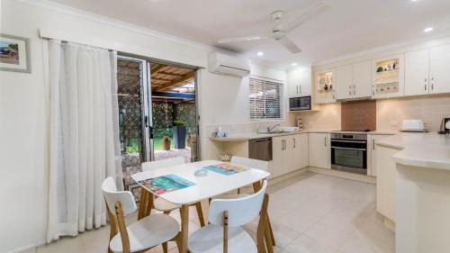 Bellara House | Discover Kokomo: Pet-Friendly Retreat at Bellara Hotel