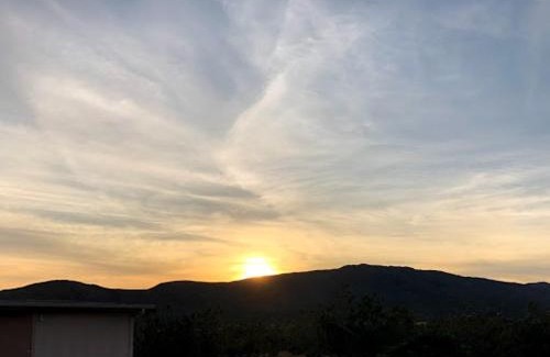 Julian House | Discover Kokopelli's Hideaway: Family-Friendly Retreat