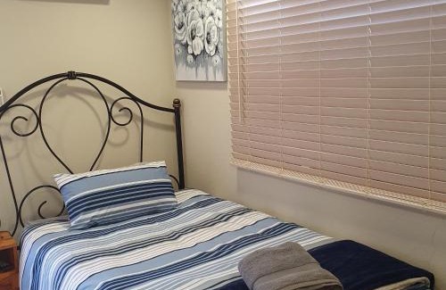 Prieska Apartment | Guest Rated 9/10 at KOL-IN Self Catering with Pool & Kids' Play