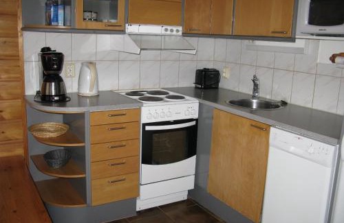 Koli National Park Apartment | Pet-Friendly Koli Country Club with Ocean Views & Hot Tub