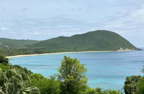 Pointe-Noire House | Outstanding Koli Fwi: Guest Rated 10/10 with Kitchen Amenities