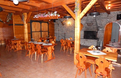 Frenstat pod Radhostem Hotel | Experience Koliba-Juřena: Fireplace & Hot Tub Retreat