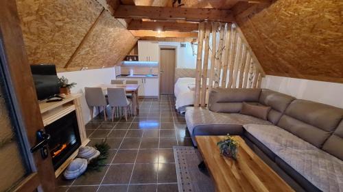 Virak House | Koliba: Family-Friendly Retreat with Perfect 10 Reviews