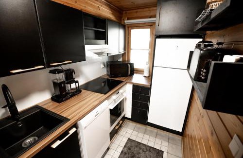 Koli National Park Ski Chalet | Pet-Friendly Kolin Vernetti 3 with Private Beach Access