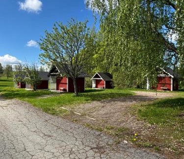 Iisalmi Resort | Relaxing Koljonvirran Lomamökit with Oceanfront Views