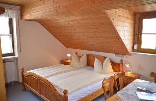 Neunburg vorm Wald House | Family-Friendly Kollerhof with Pet Amenities and Great Reviews
