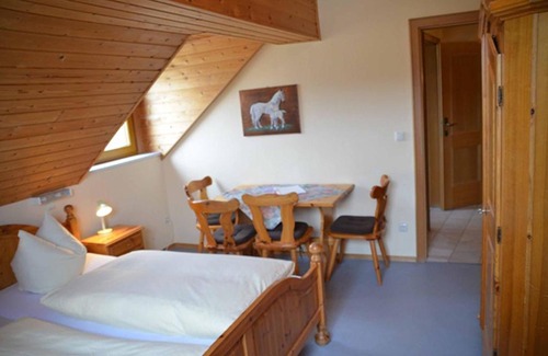 Neunburg vorm Wald House | Family-Friendly Kollerhof with Pet Amenities and Great Reviews