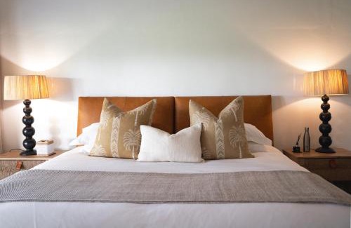 Pont Drift Villa | Experience Kolokolo Safari Home: Oceanfront Retreat Awaiting You