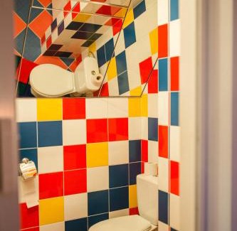 Nyzhnje Selyshche Hotel | Cozy Kolyba Opryshkiv: Pet-Friendly Retreat with Pool