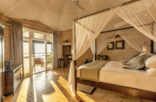 Komandoo Hotel | Relax at Komandoo Maldives Island Resort - 4-Star Bliss