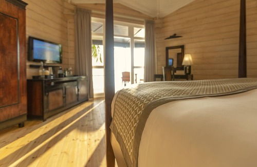 Komandoo Hotel | Relax at Komandoo Maldives Island Resort - 4-Star Bliss